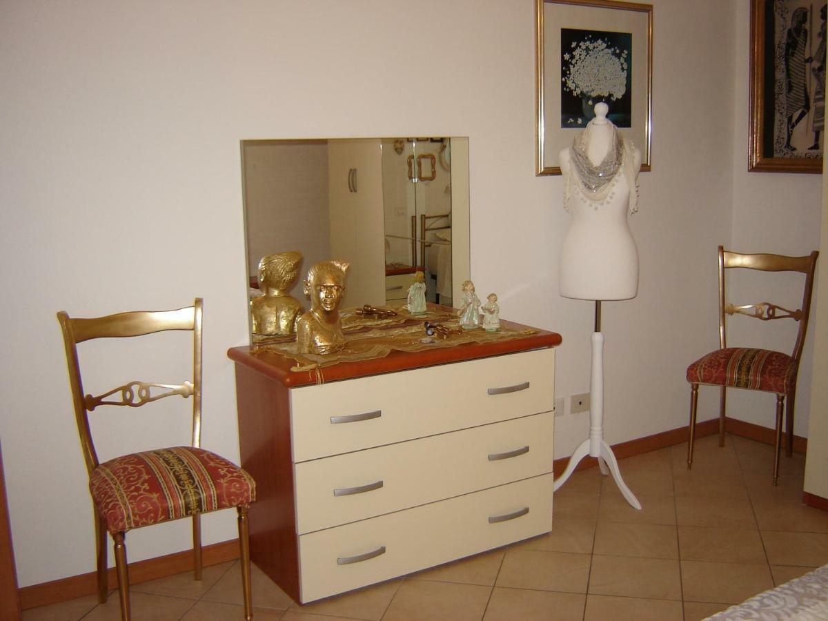 Casa Del Sole Appartamento N° 2 White And Gold Room Gavardo Ngoại thất bức ảnh