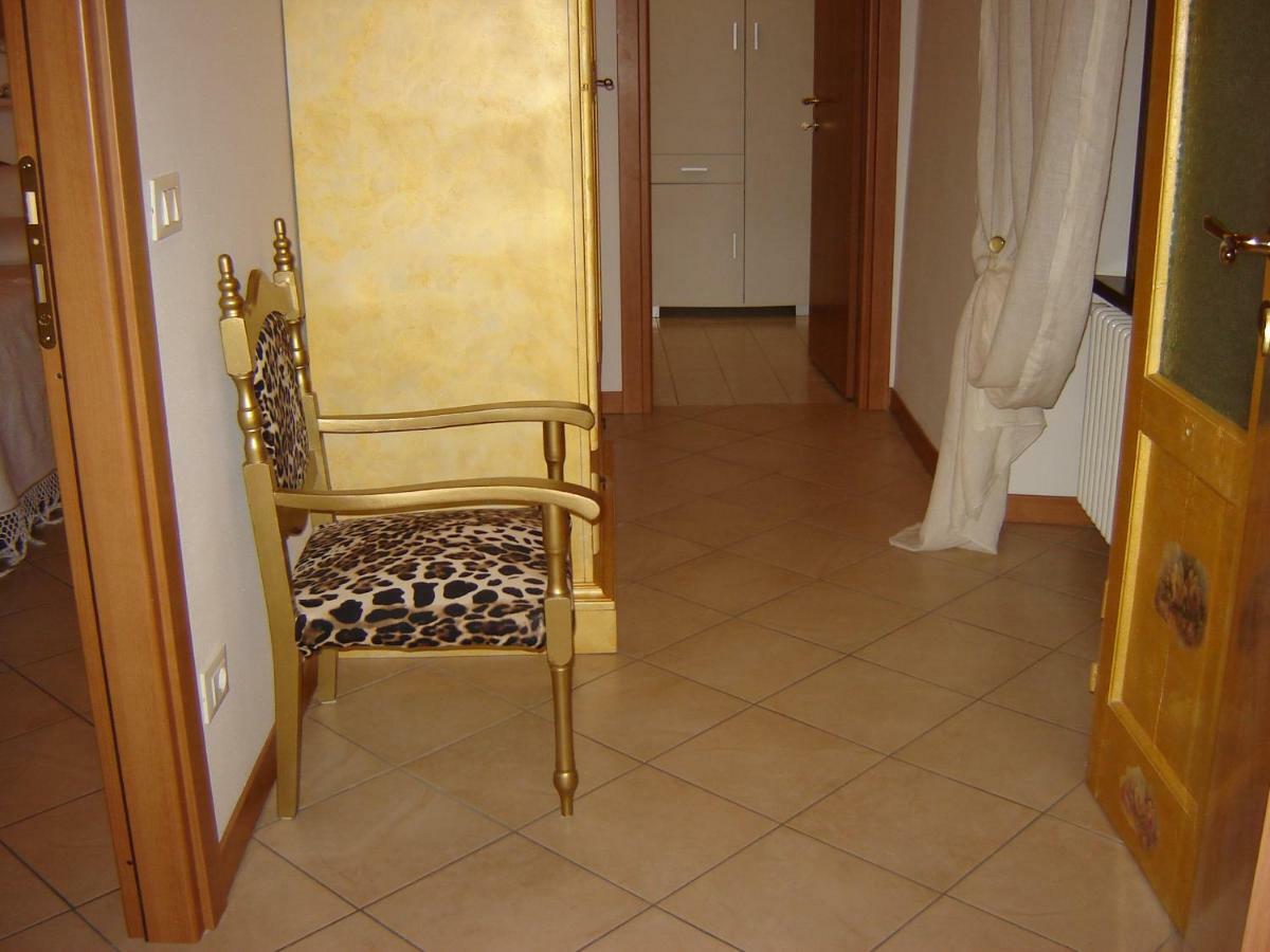 Casa Del Sole Appartamento N° 2 White And Gold Room Gavardo Ngoại thất bức ảnh