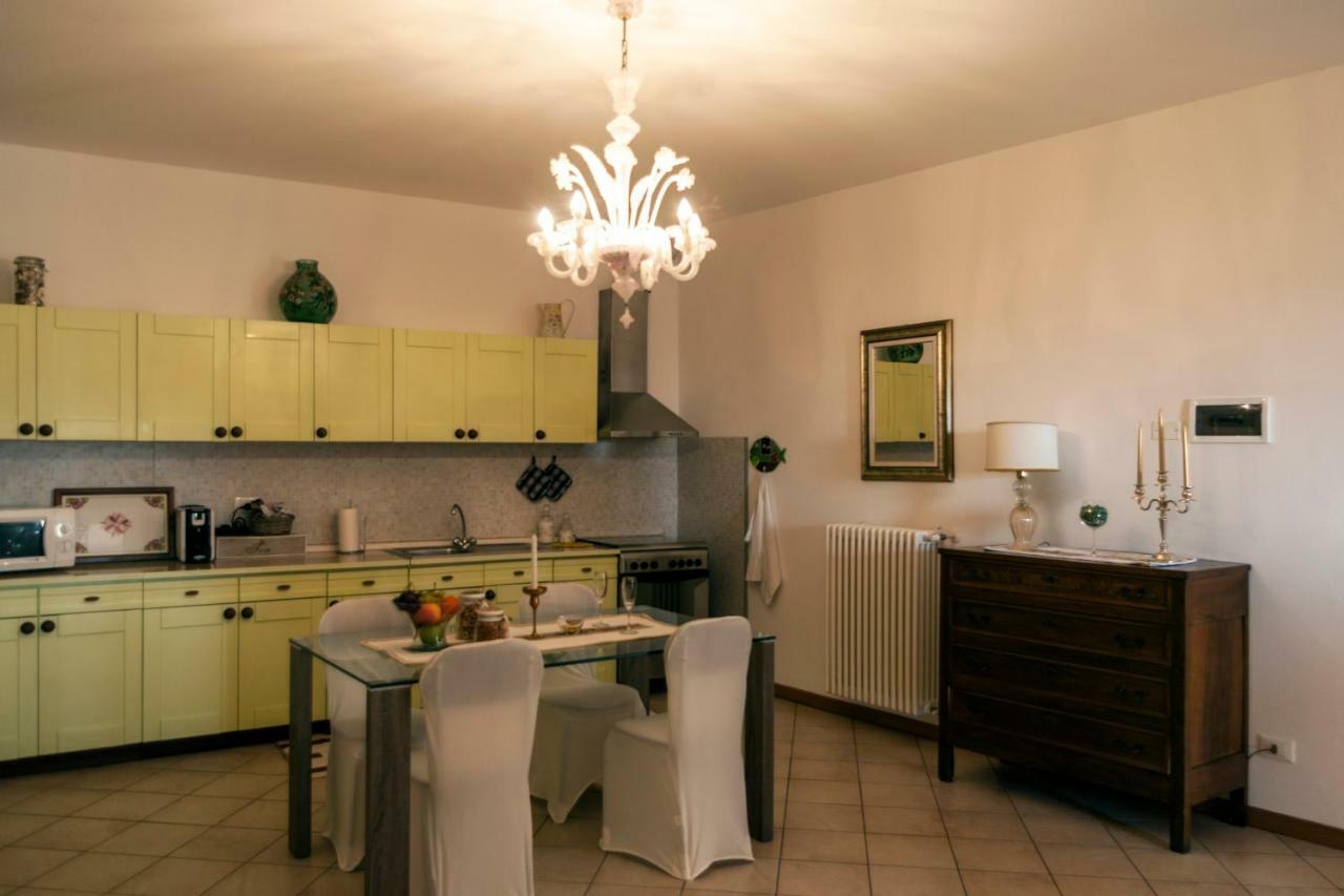Casa Del Sole Appartamento N° 2 White And Gold Room Gavardo Ngoại thất bức ảnh