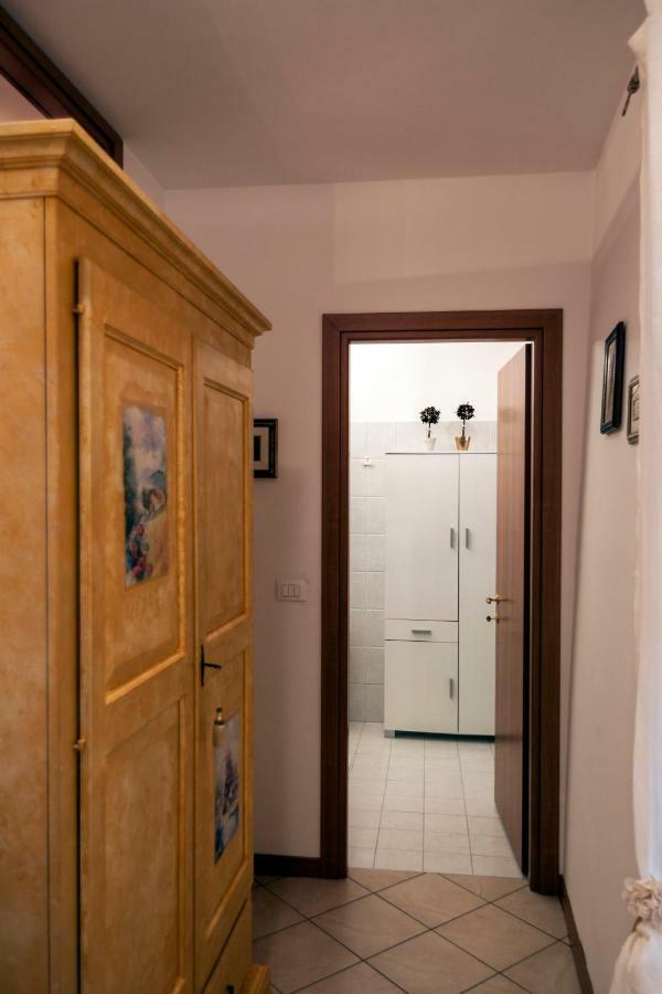 Casa Del Sole Appartamento N° 2 White And Gold Room Gavardo Ngoại thất bức ảnh
